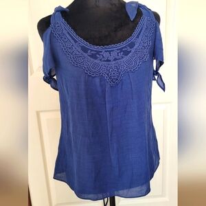 🔥2For$20 Cold ShoulderLace Short Short Sleeve shirt size Small  NEW